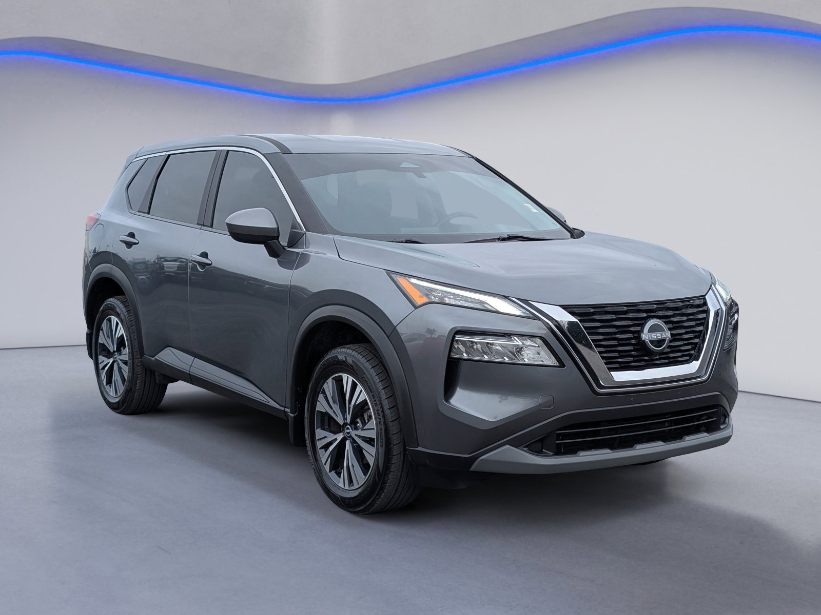 Used 2023 Nissan Rogue SV image 10