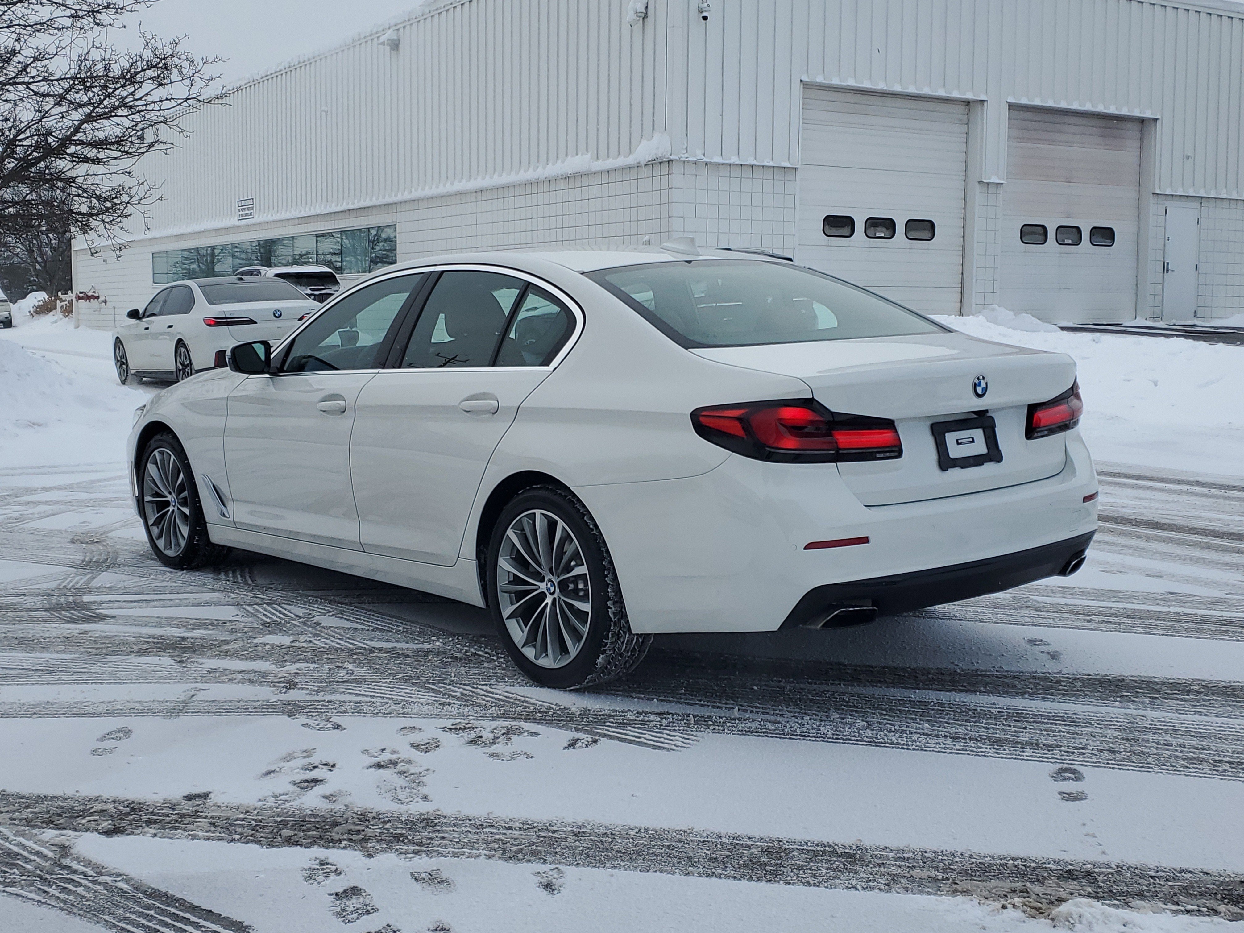 Used 2023 BMW 530i xDrive 530i xDrive w/ Premium Package video 2