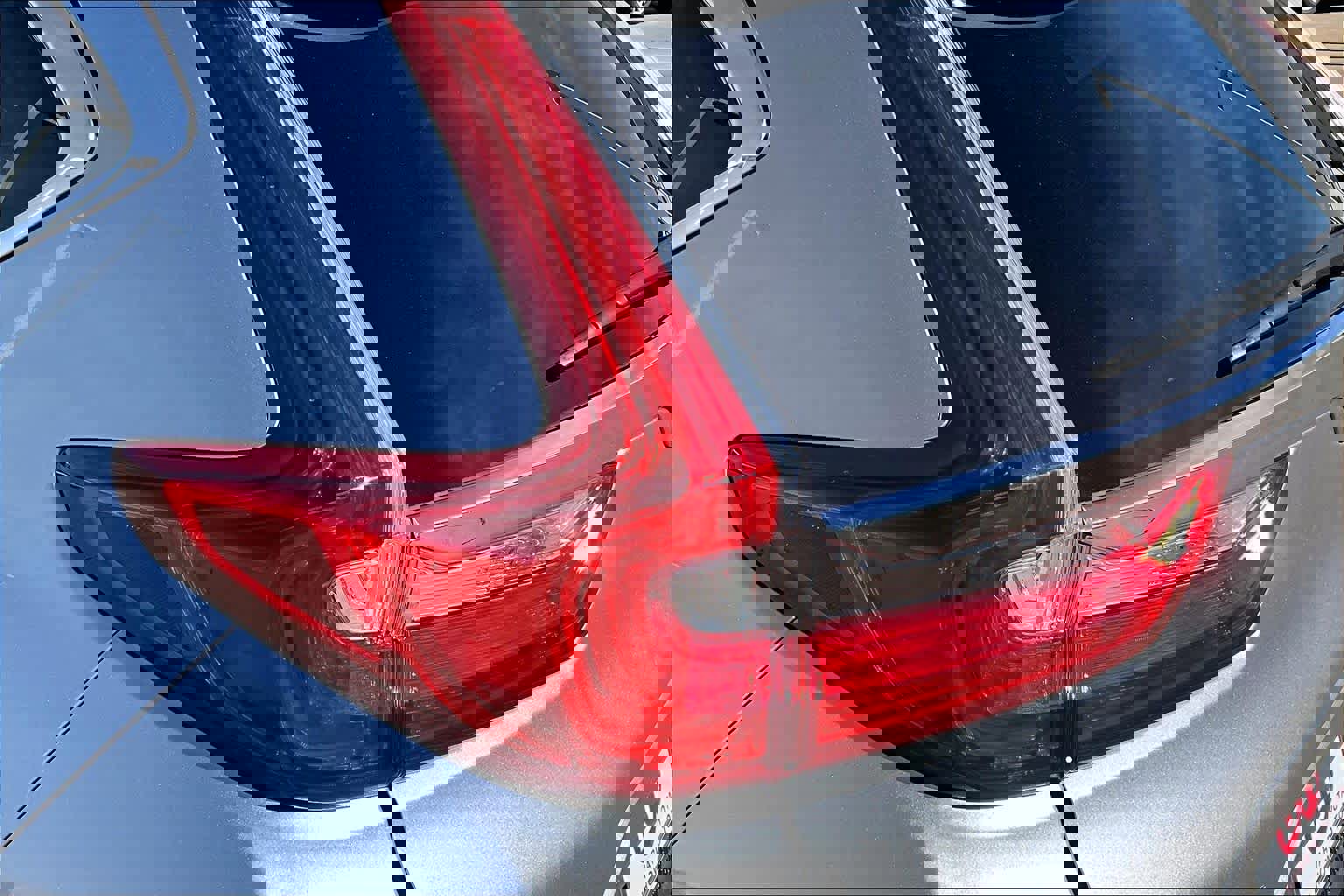 Used 2018 Honda CR-V Touring image 29