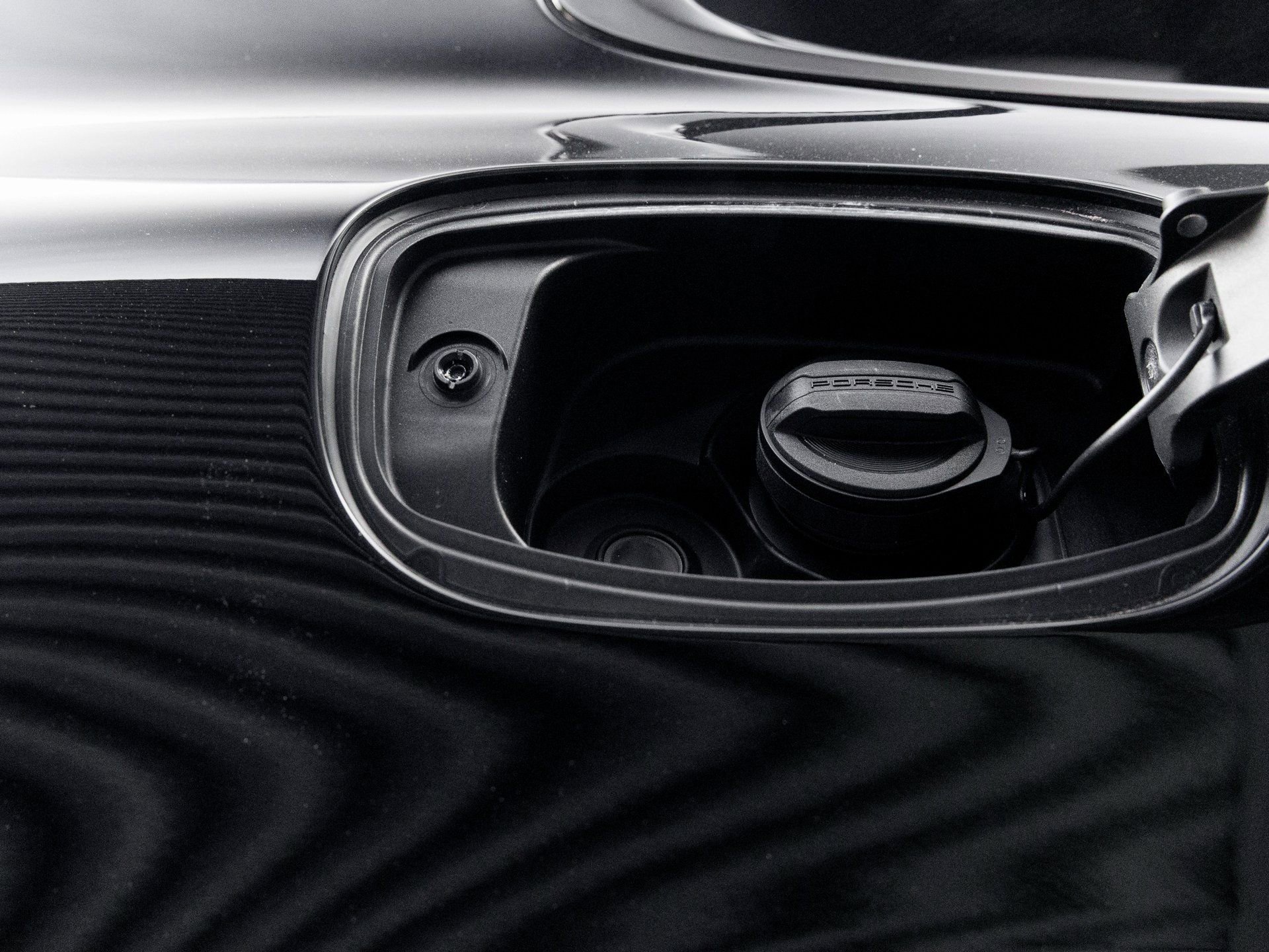 New 2026 Porsche Cayenne S image 29