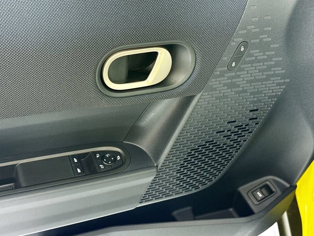 Certified 2025 MINI Cooper S FWD image 23