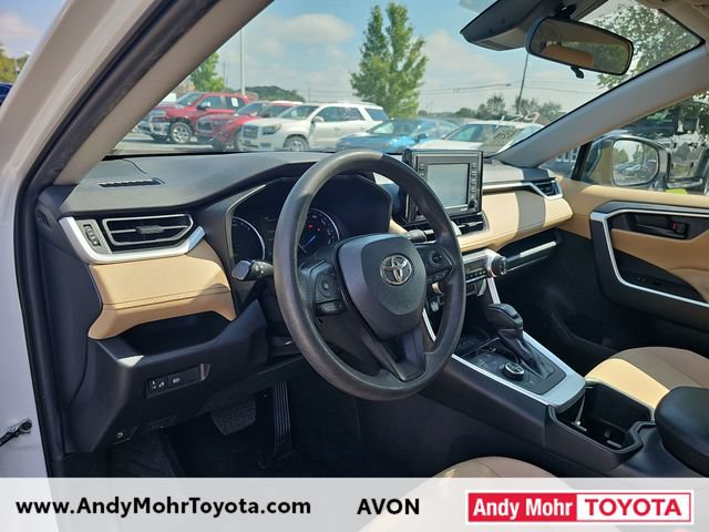 Used 2022 Toyota RAV4 LE AWD/4WD image 9