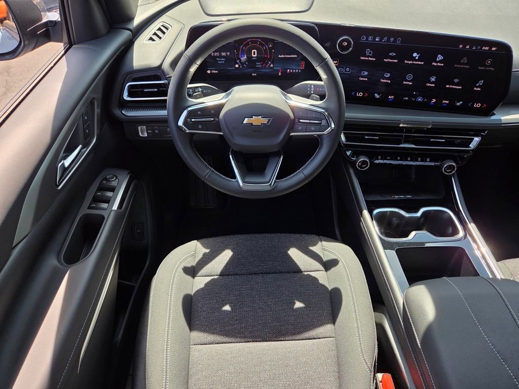 New 2026 Chevrolet Traverse LT w/ Driver Confidence Package FWD image 9