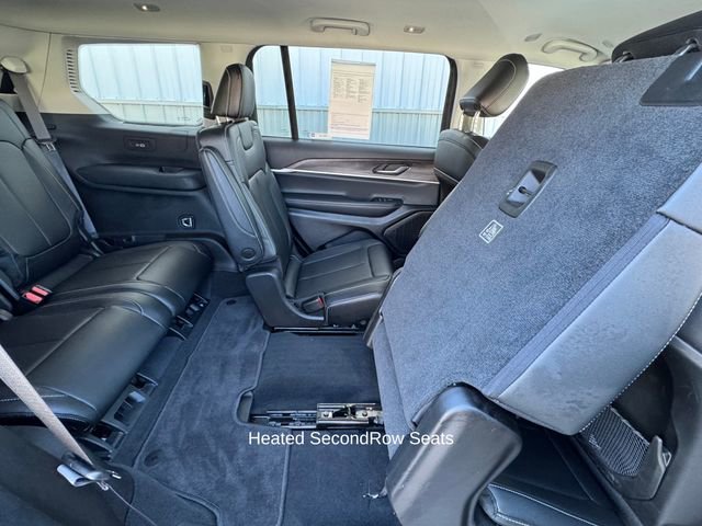 Used 2023 Jeep Grand Cherokee L Limited AWD/4WD image 17