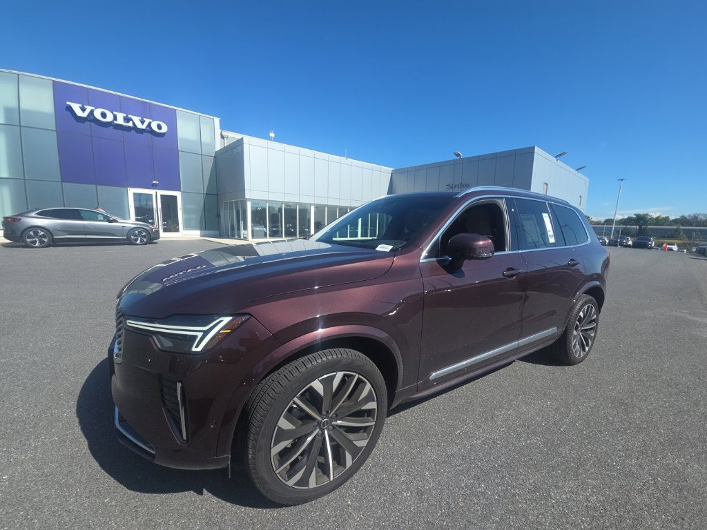 Certified 2026 Volvo XC90 B6 Plus AWD/4WD image 2