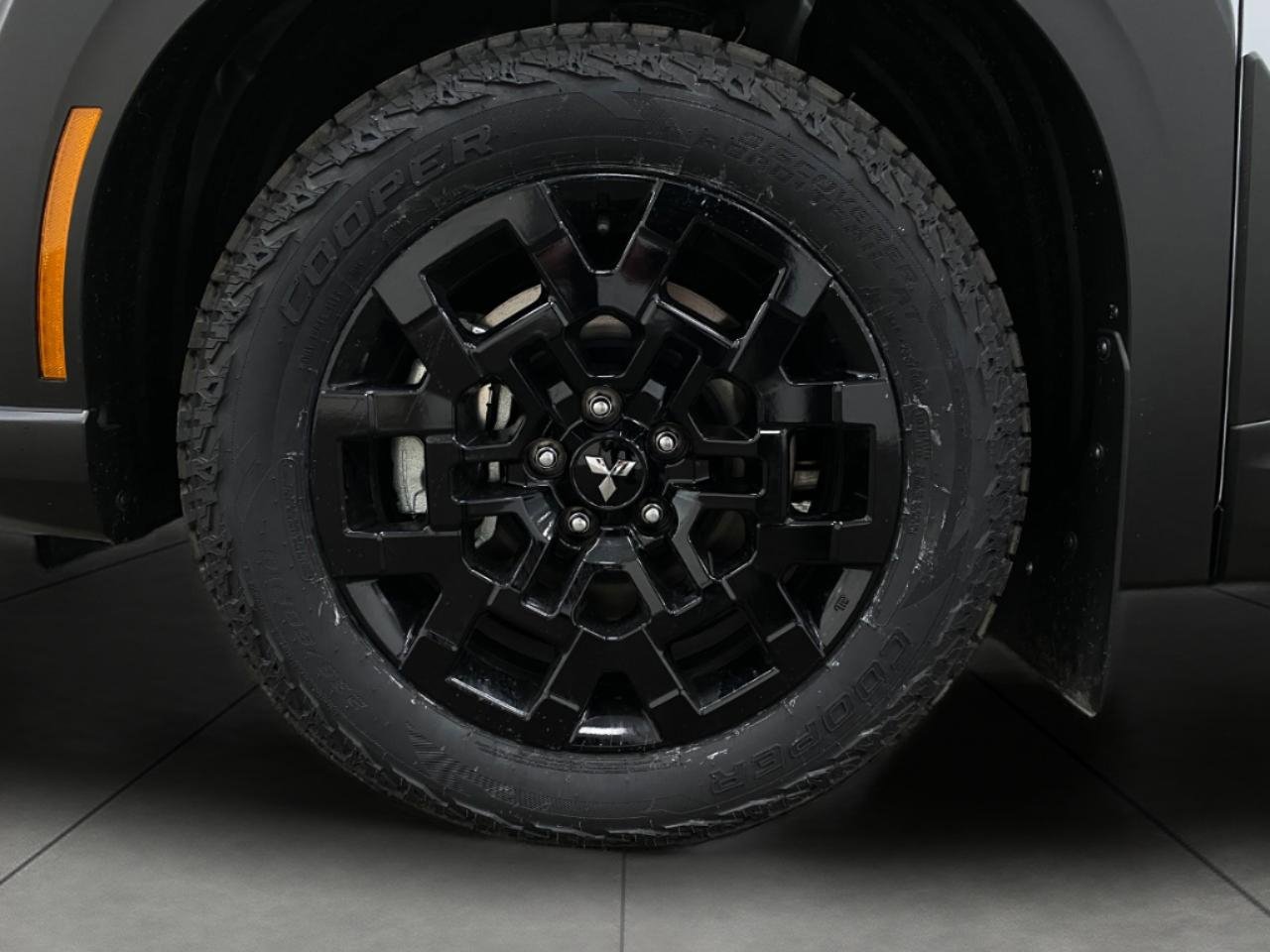 New 2026 Mitsubishi Outlander SE image 12