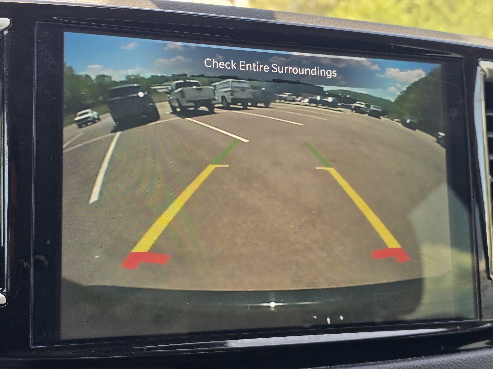 Used 2024 Chrysler Pacifica Touring-L FWD image 19