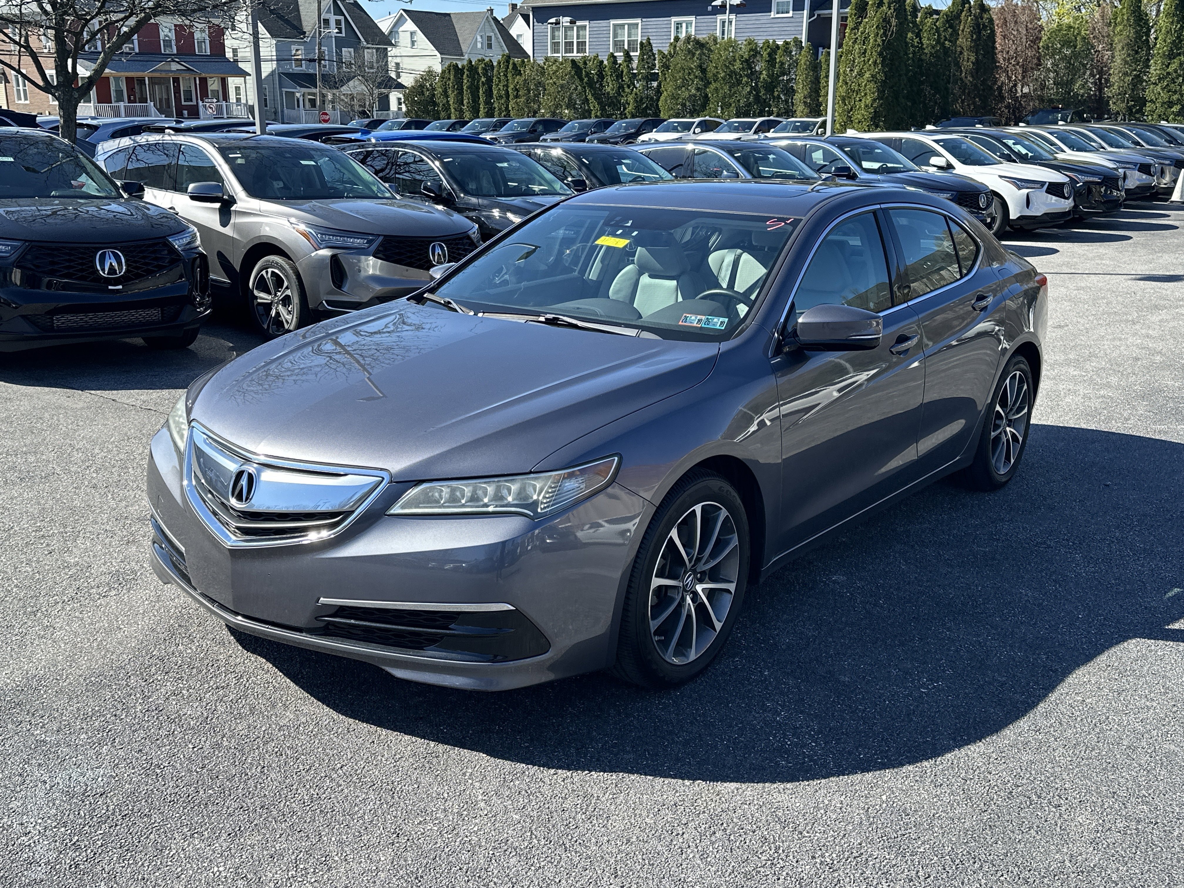 Used 2017 Acura TLX V6 w/ Technology Package image 2
