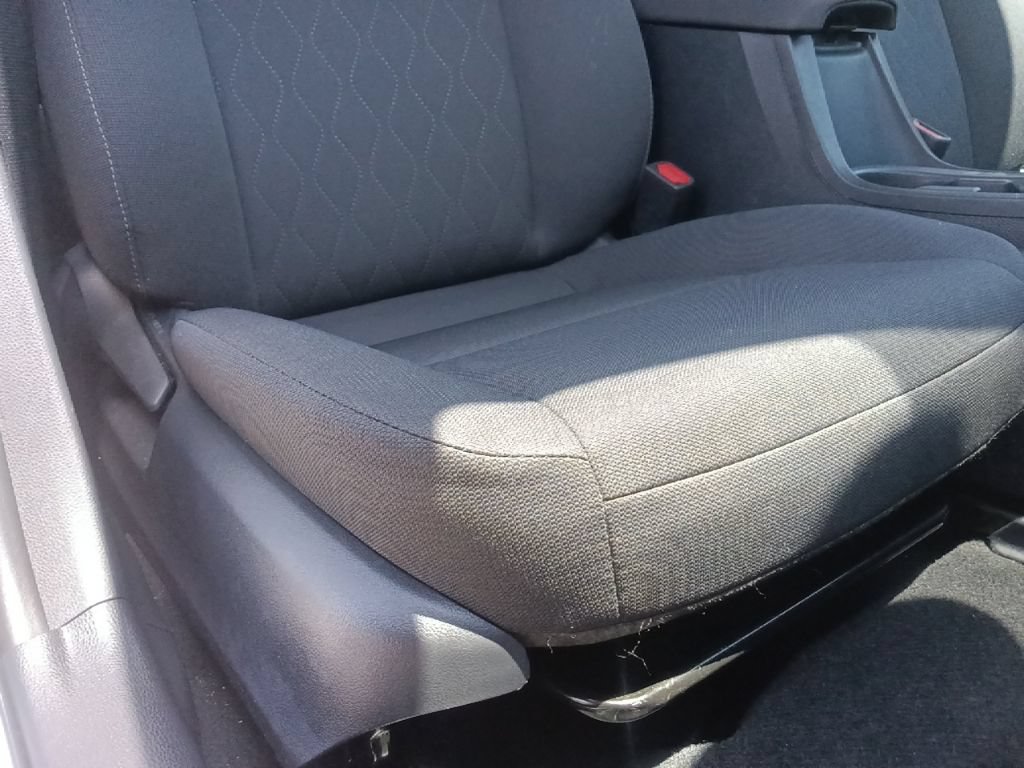 Used 2023 Toyota Corolla LE FWD image 30