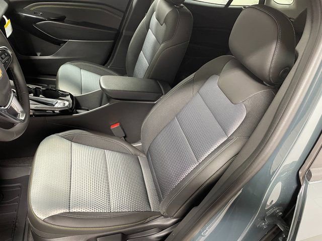 New 2026 Chevrolet Trax LT w/ Driver Confidence Package FWD image 12