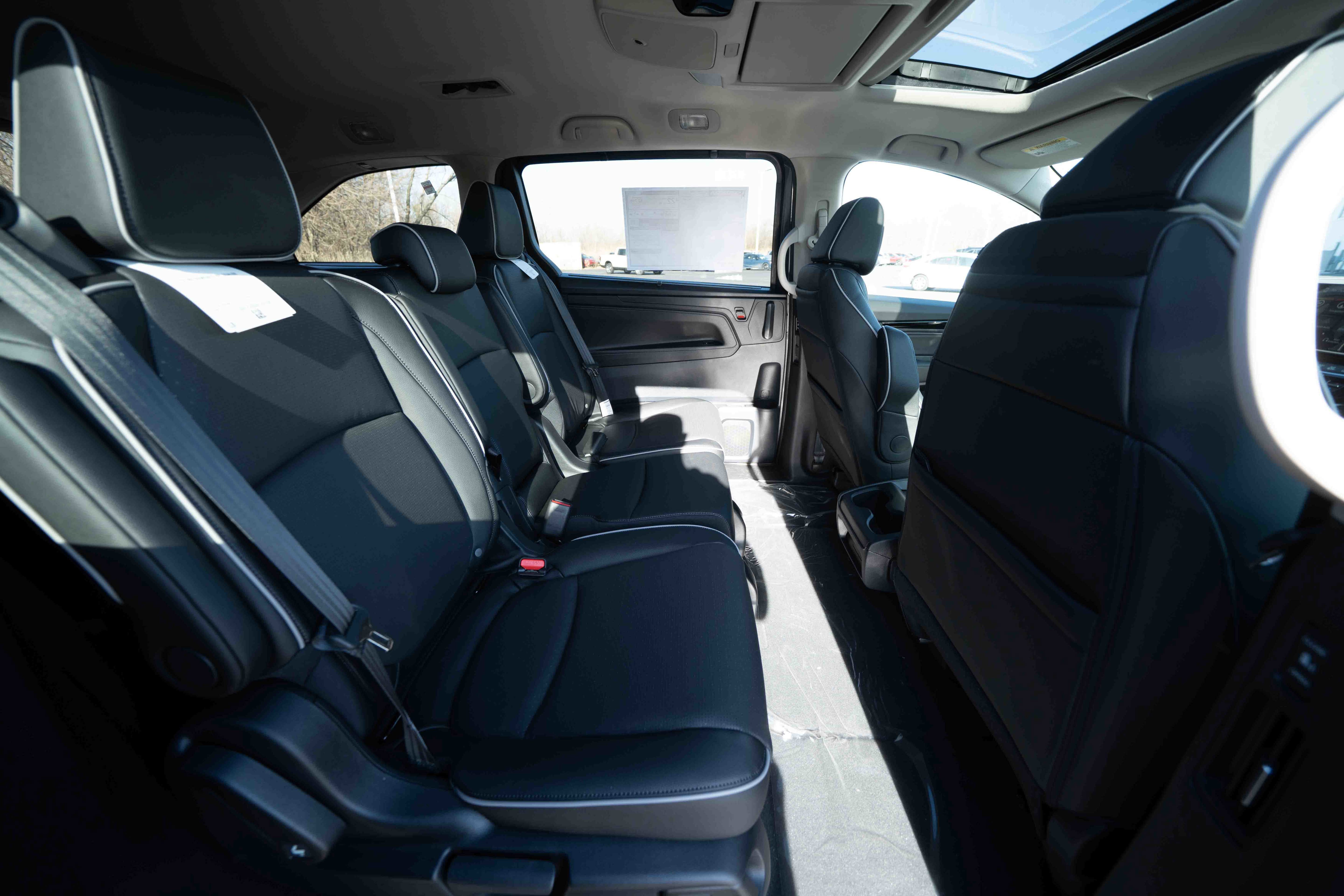 New 2026 Honda Odyssey Elite image 26