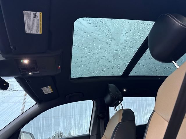 Used 2022 Volkswagen Atlas Cross Sport SEL R-Line image 25