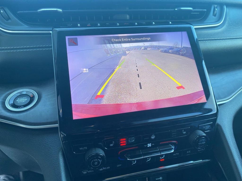 Used 2023 Jeep Grand Cherokee L Limited w/ Trailer Tow Group (B) image 29