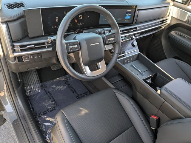 Used 2025 Hyundai Santa Fe SEL image 10