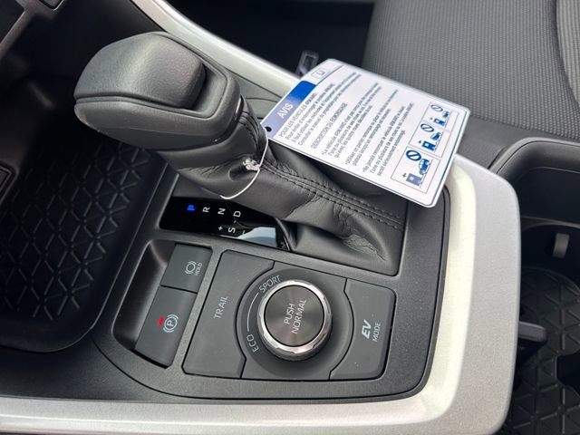 New 2025 Toyota RAV4 LE image 19