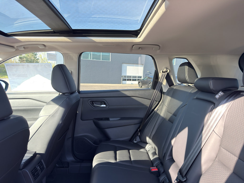 New 2026 Nissan Rogue SV AWD/4WD image 33