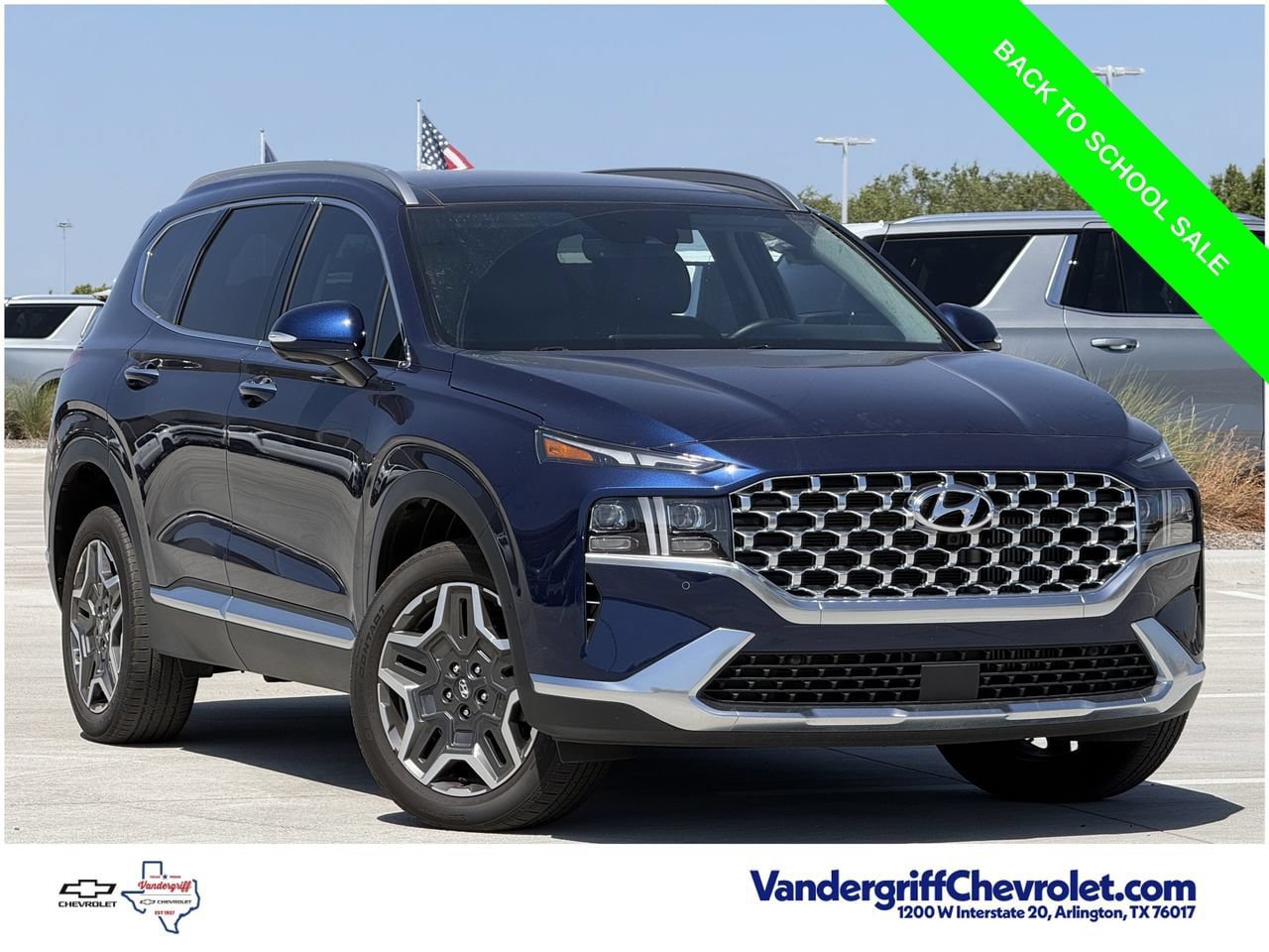 Used 2023 Hyundai Santa Fe Limited AWD/4WD image 2