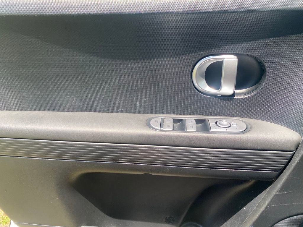 Certified 2024 Hyundai Ioniq 5 SEL RWD image 30