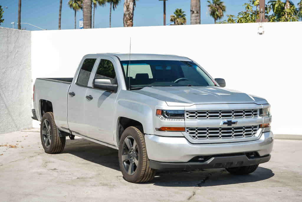 Used 2016 Chevrolet Silverado 1500 Custom w/ Rally 1 Edition RWD image 3