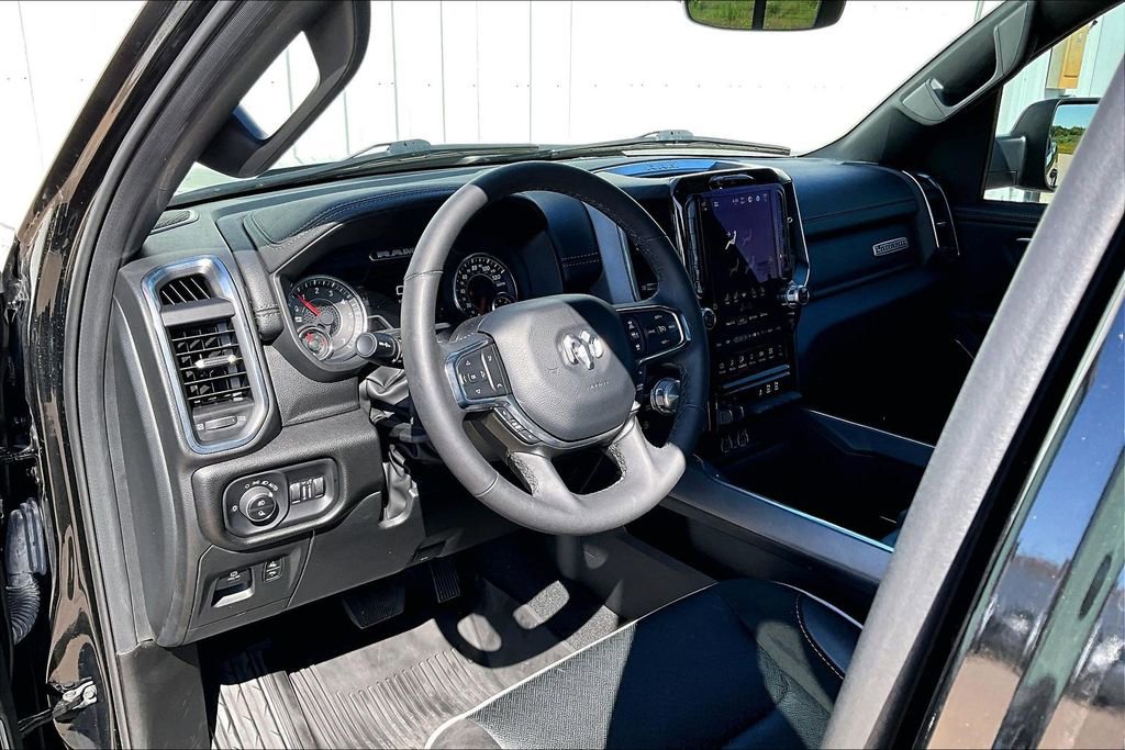 Used 2025 RAM 1500 Laramie w/ Laramie Southwest Edition AWD/4WD image 16