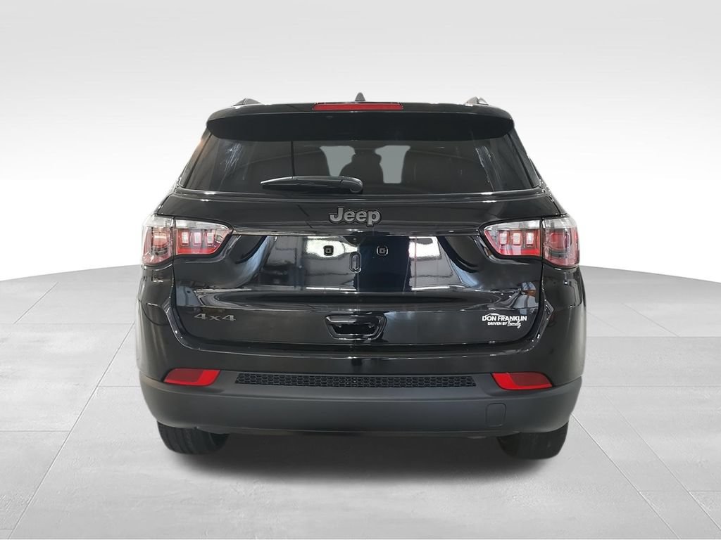 New 2026 Jeep Compass Latitude AWD/4WD image 7