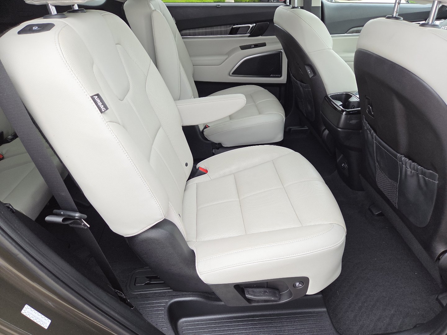 Used 2023 Kia Telluride SX FWD image 23