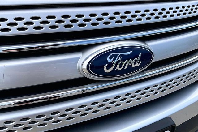 Used 2011 Ford Explorer XLT w/ 202A Rapid Spec Order Code FWD image 31