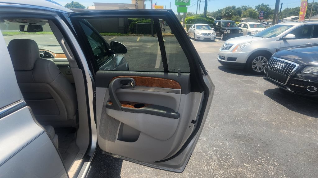Used 2012 Buick Enclave Leather AWD/4WD image 13