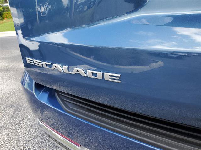 Certified 2025 Cadillac Escalade Premium Luxury image 29