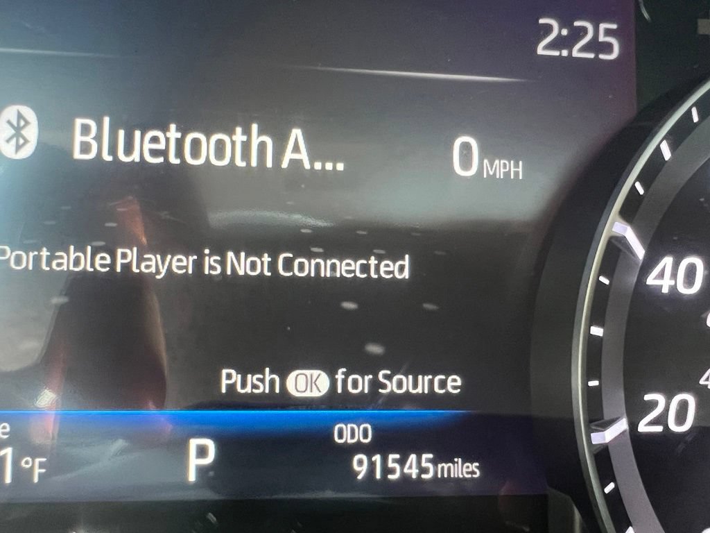 Used 2020 Toyota Highlander XLE AWD/4WD image 27