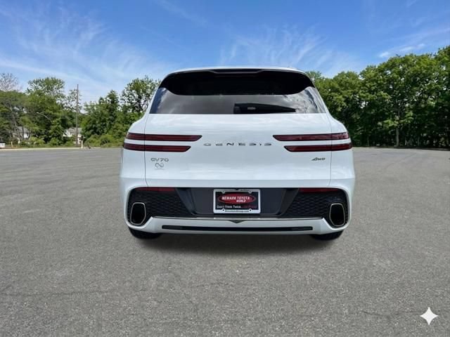 Used 2024 Genesis GV70 2.5T w/ Cargo Package AWD/4WD image 7