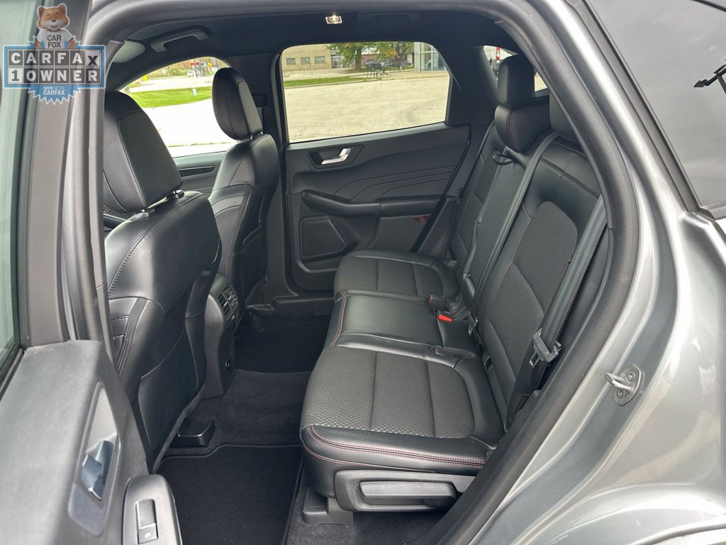 Used 2023 Ford Escape ST-Line w/ Tech Pack #1 AWD/4WD image 11