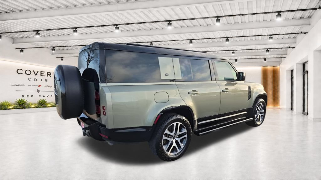 Used 2024 Land Rover Defender 130 X-Dynamic SE AWD/4WD image 11