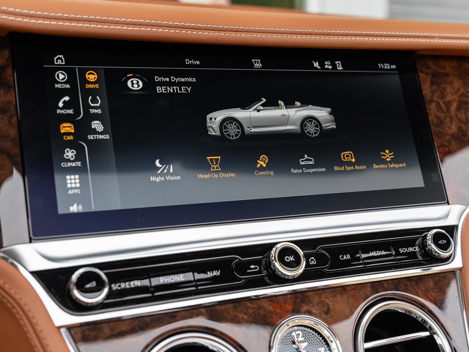 Used 2021 Bentley Continental GT image 21