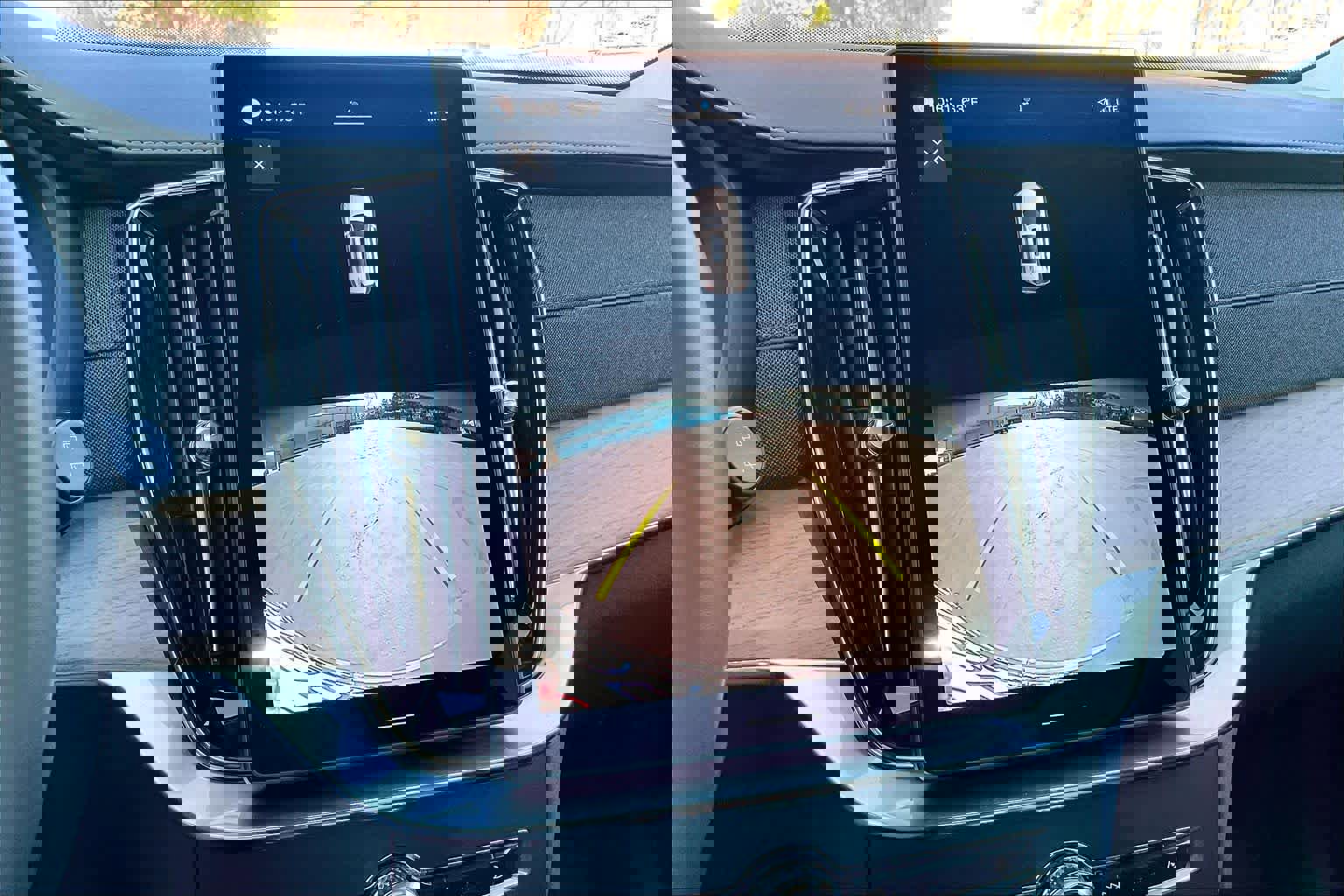 Used 2025 Volvo XC90 B6 Core w/ Protection Package Premier image 24