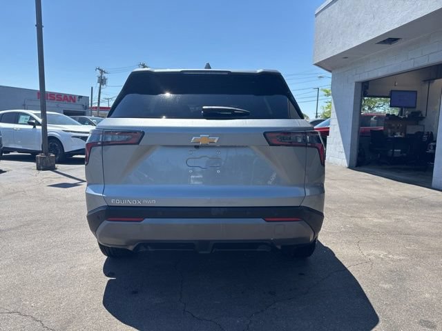 Used 2026 Chevrolet Equinox LT AWD/4WD image 3