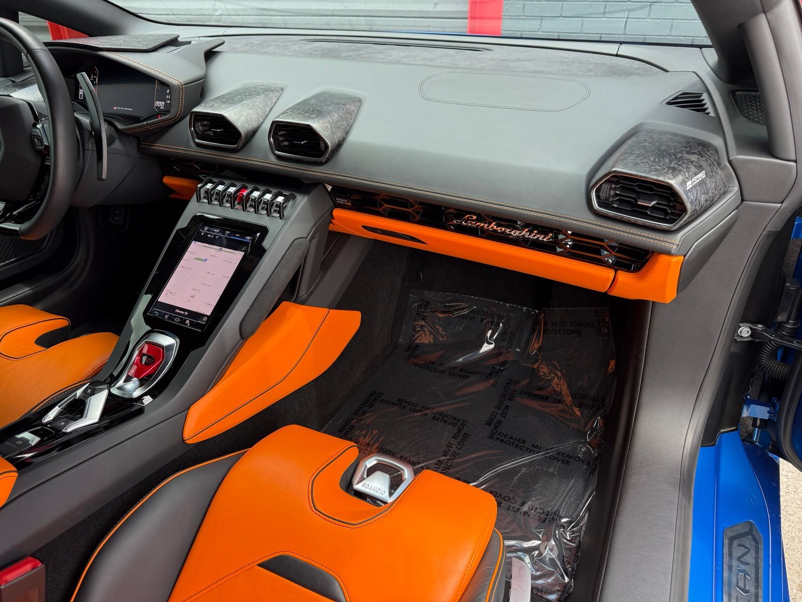 Used 2020 Lamborghini Huracan EVO RWD image 30