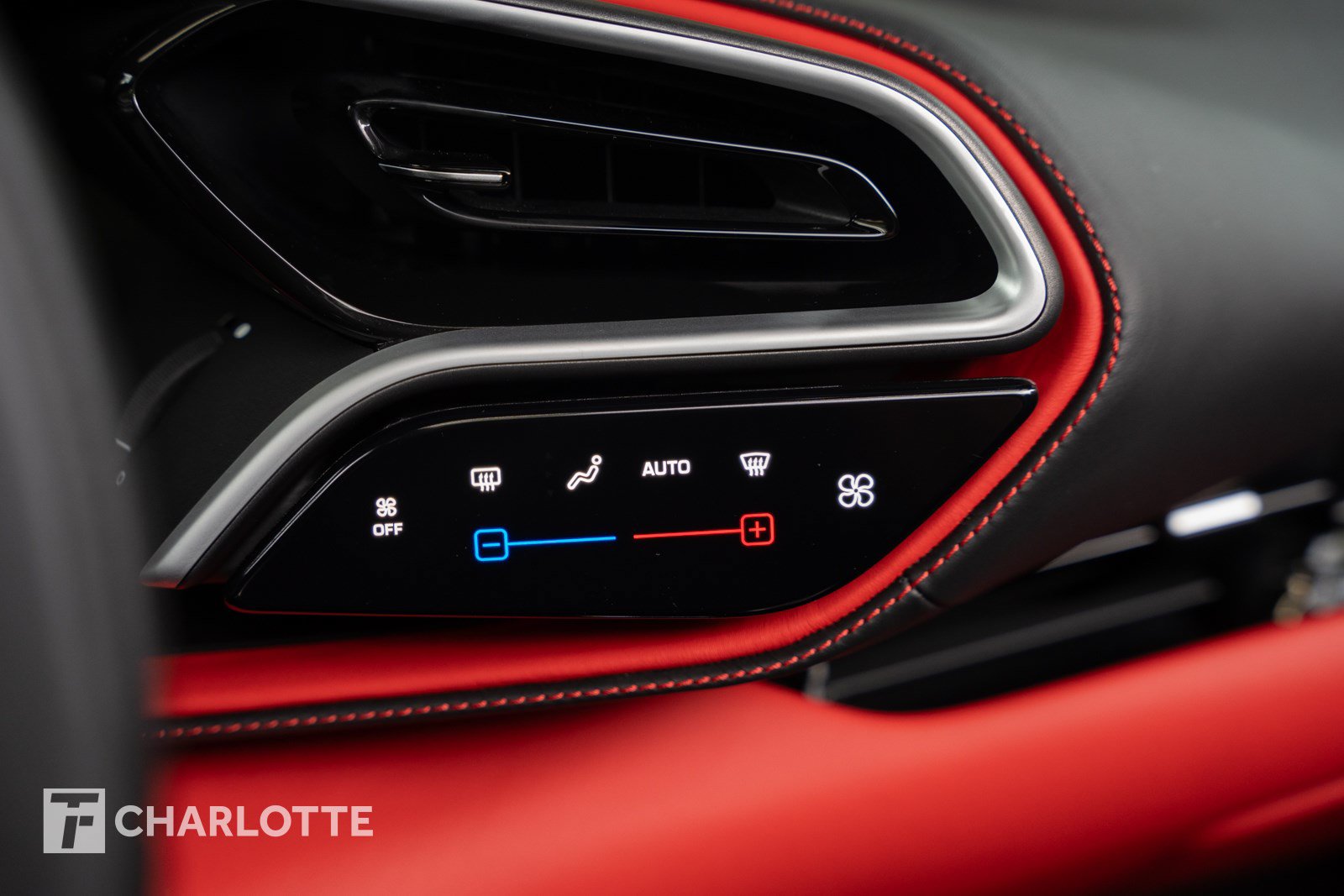 Used 2024 Ferrari 296 GTS RWD image 27