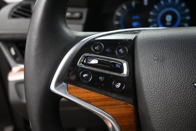 Used 2017 Cadillac Escalade Luxury AWD/4WD image 20