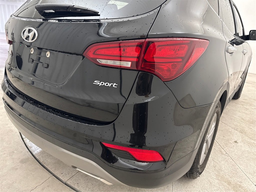 Used 2018 Hyundai Santa Fe Sport image 21