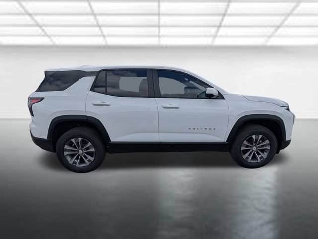 New 2026 Chevrolet Equinox LT w/ Safety and Technology Package FWD image 31