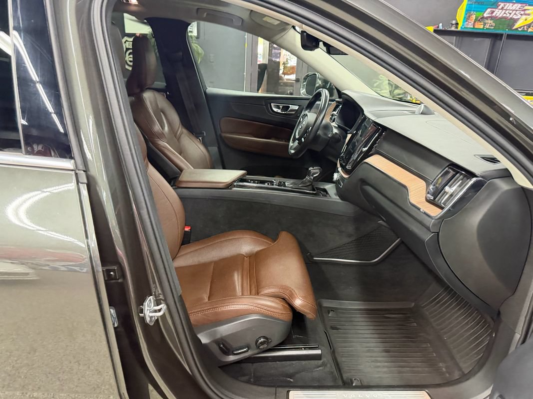 Used 2019 Volvo XC60 T6 Inscription w/ Protection Package Premier AWD/4WD image 20