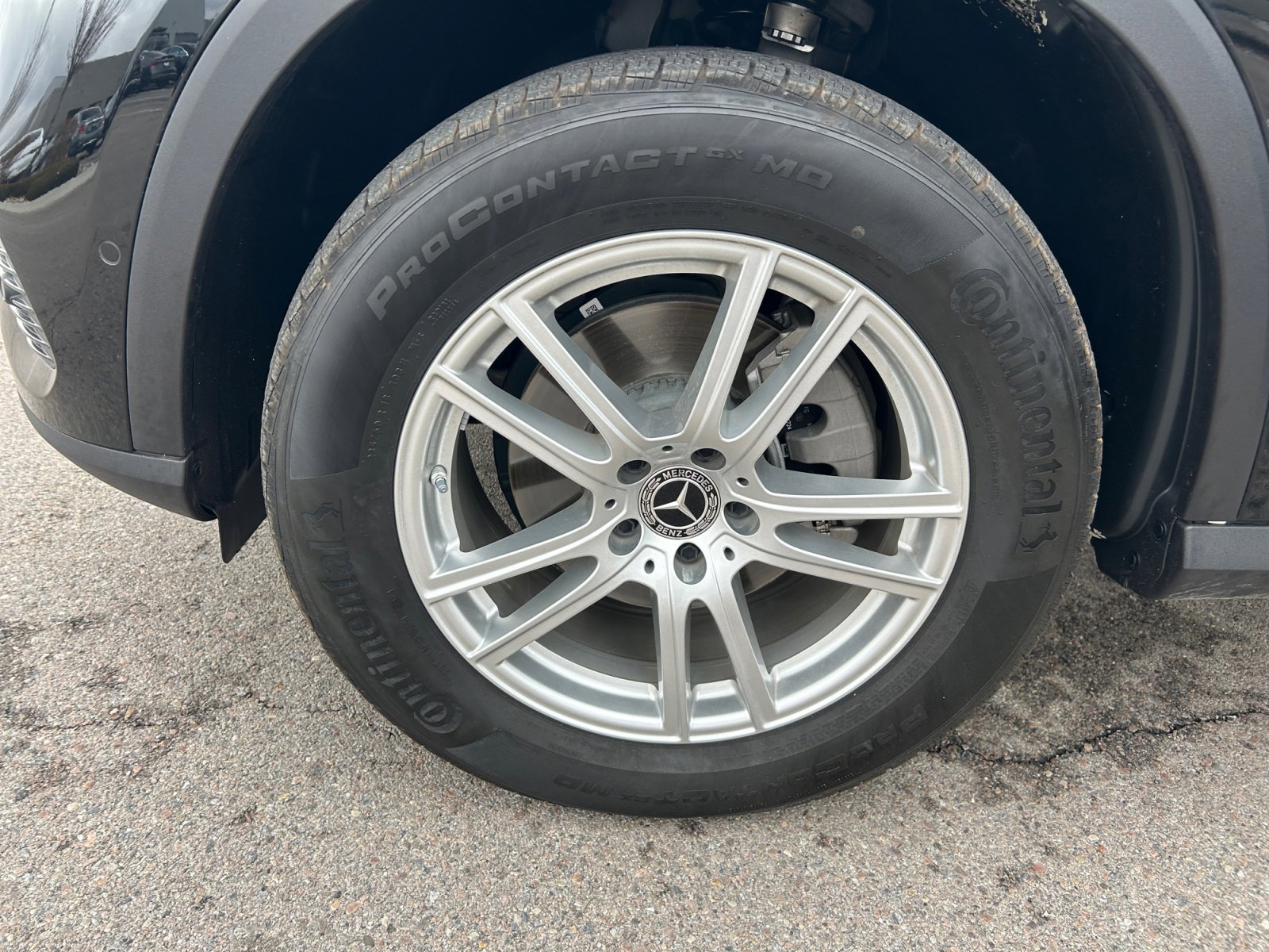 Used 2025 Mercedes-Benz GLC 300 image 27