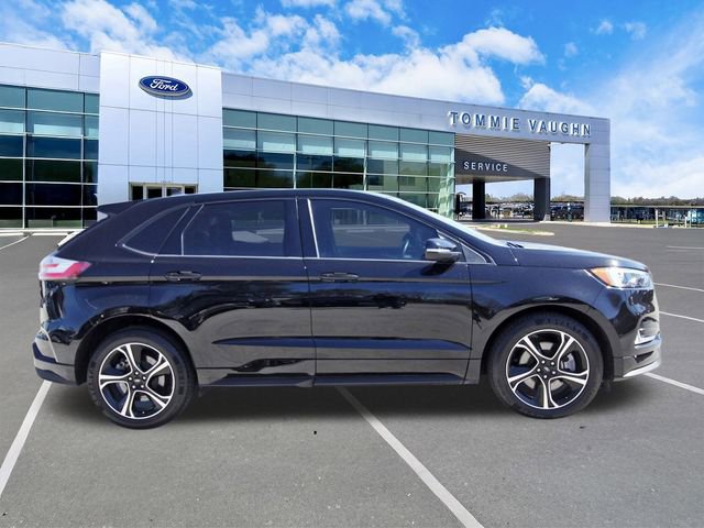 Certified 2022 Ford Edge ST image 5