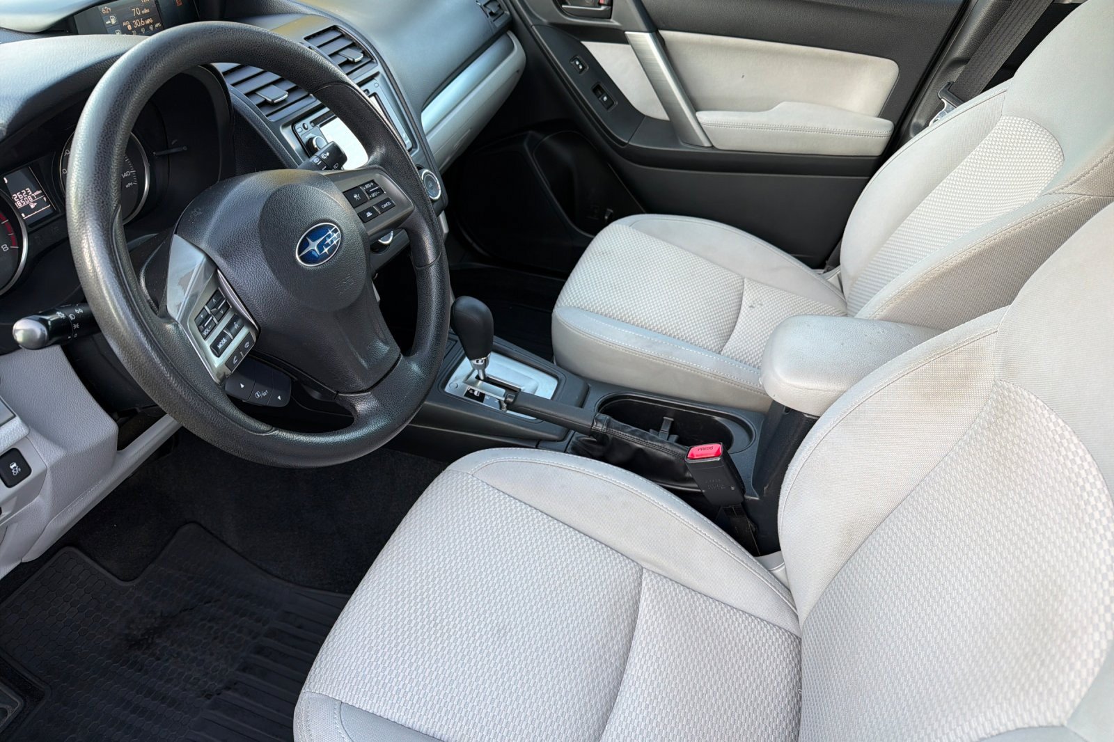 Used 2015 Subaru Forester 2.5i Premium AWD/4WD image 7