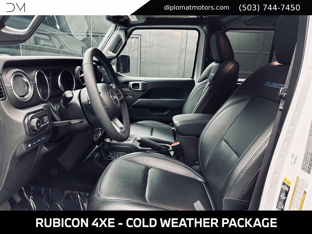 Used 2023 Jeep Wrangler Unlimited Rubicon 4xe w/ Cold Weather Group AWD/4WD image 18