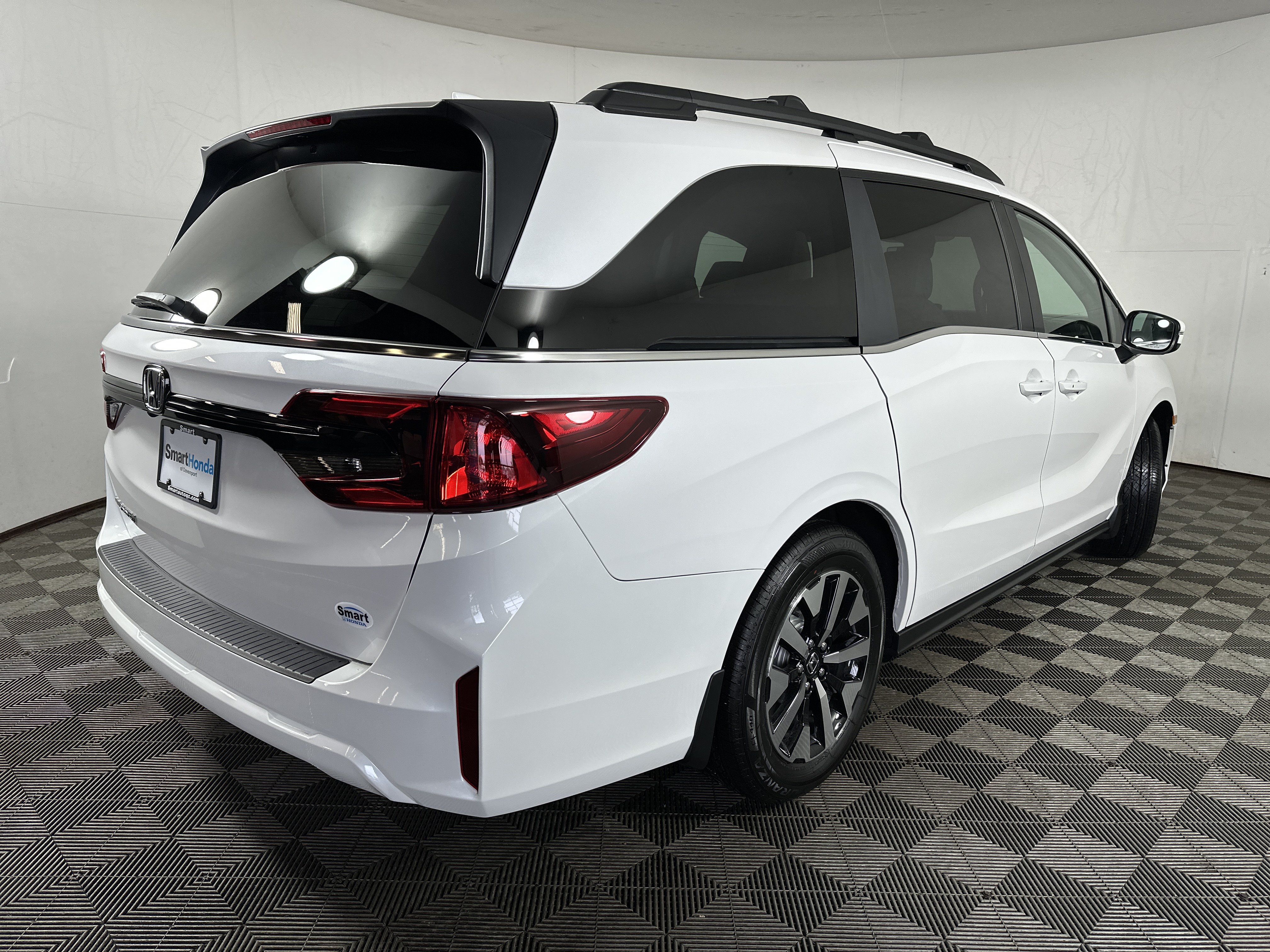New 2026 Honda Odyssey EX-L image 7