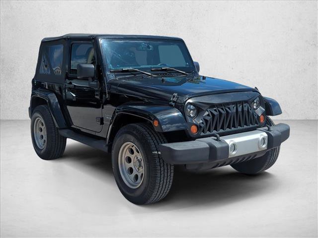 Used 2013 Jeep Wrangler Sahara w/ Connectivity Group AWD/4WD image 3