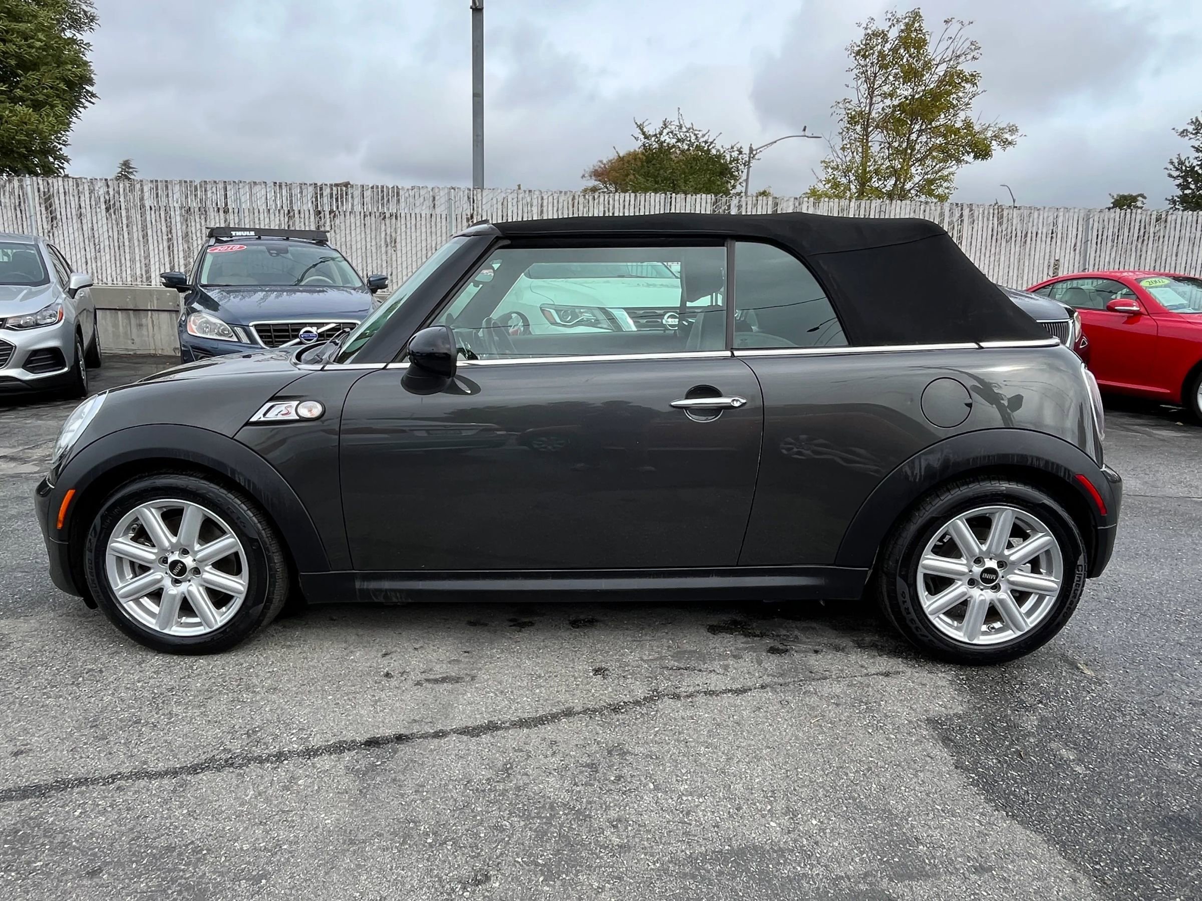 Used 2015 MINI Cooper S image 3