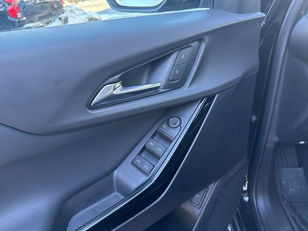 New 2026 Chevrolet Equinox LT w/ Convenience Package II image 13